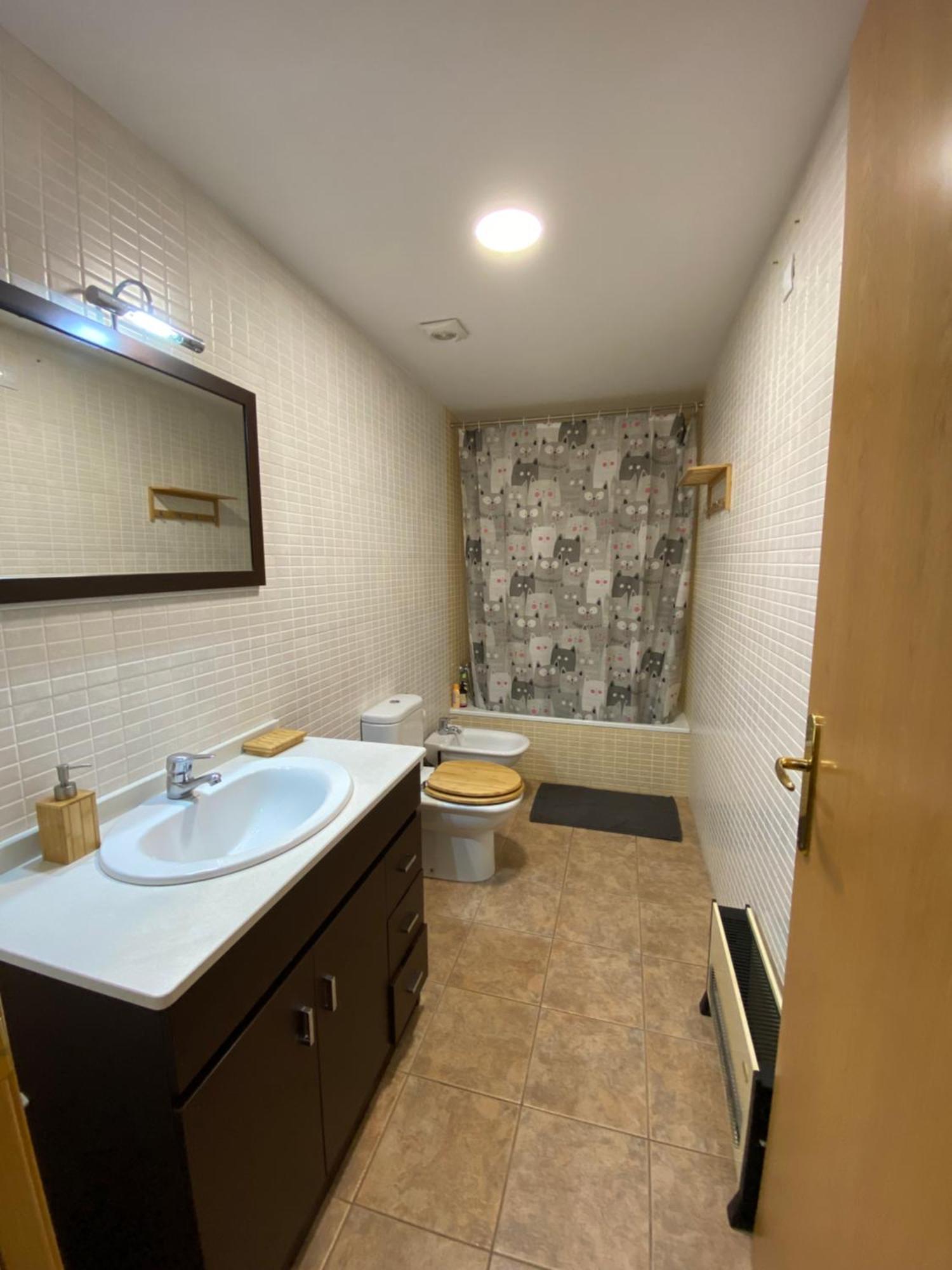 Apartamento Gold Cadi กัวร์ดิโอลา เด แบร์เกดา ภายนอก รูปภาพ