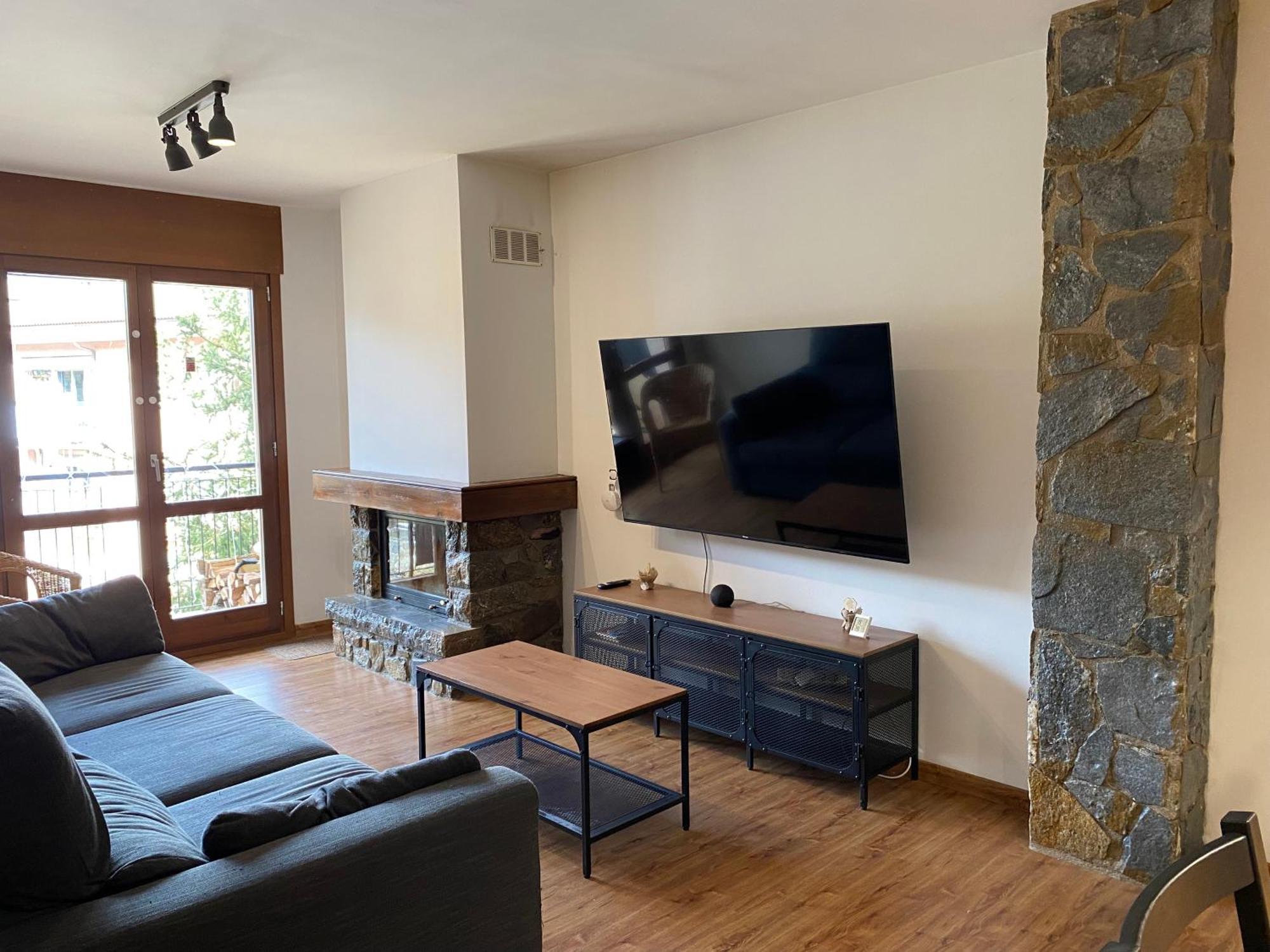 Apartamento Gold Cadi กัวร์ดิโอลา เด แบร์เกดา ภายนอก รูปภาพ